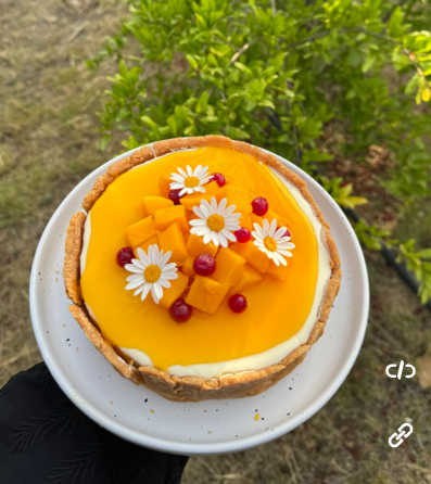 Mango Daisy Tart